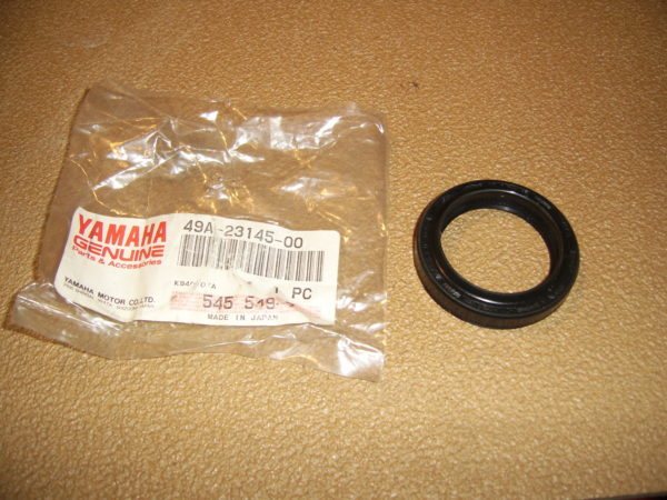 0_Yamaha-Oil-seal-49A-23145-00
