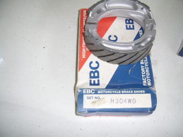 Diverse-Brake-shoe-set-EBC-H304WG