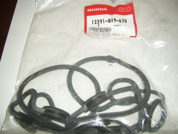 Honda-Gasket-12391-MV9-670