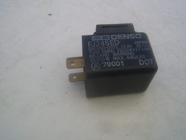 Nippondenso-FJ245ED-Flasher-relais