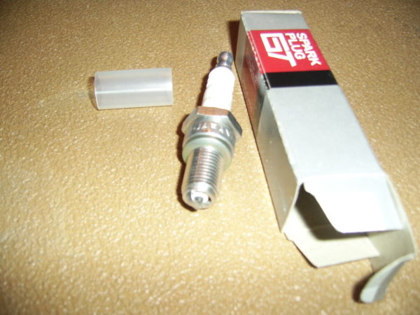Spark-Plug-Hitachi-L23W