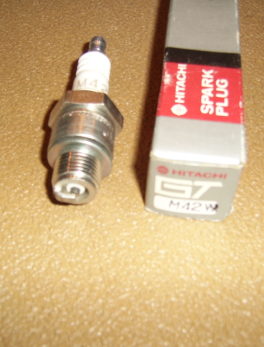 Spark-Plug-Hitachi-M42W