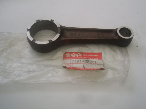 Suzuki-Rod-conneting-12161-38201