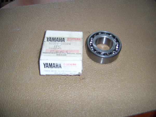Yamaha-Bearing-93304-20504