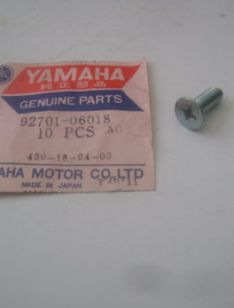 Yamaha-Bolt-92701-06018