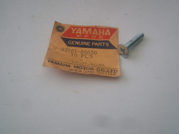 Yamaha-Bolt-92701-06030