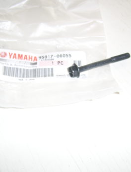 Yamaha-Bolt-flange-95817-06055
