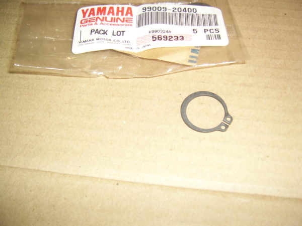 Yamaha-Circlip-99009-20400