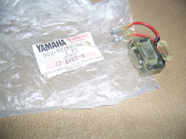 Yamaha-Circuit-breaker-30X-82180-00