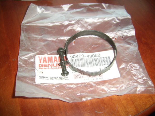 Yamaha-Clamp-90460-49058