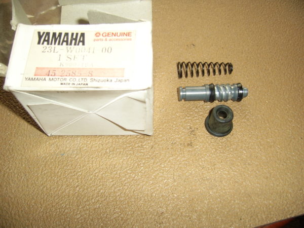Yamaha-Cylinderkit-master-23L-W0041-00