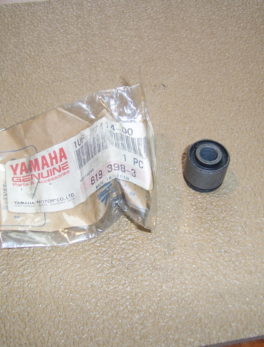 Yamaha-Damper-footrest-1UF-27414-00