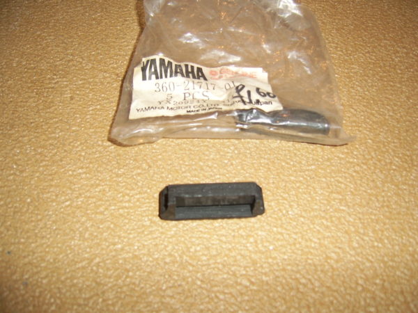 Yamaha-Damper-side-cover-360-21717-01