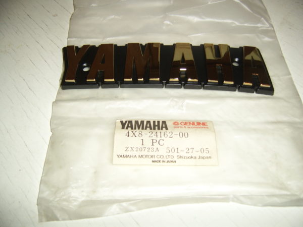Yamaha-Emblem-4X8-24162-00