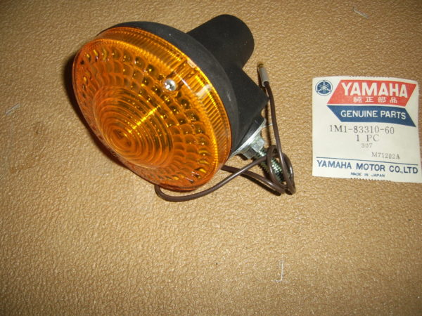 Yamaha-Flasher-light-ass-y-1M1-83310-60