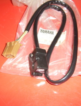 Yamaha-Flasher-switch-Hazard-10M-83362-00