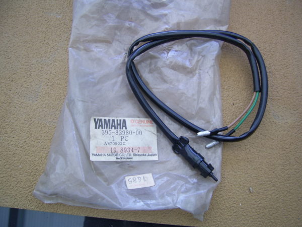 Yamaha-Front-stop-switch-395-83980-00