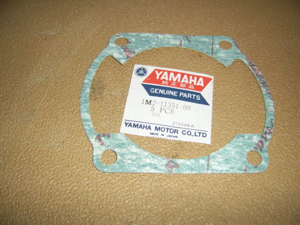 Yamaha-Gasket-1M2-11351-00