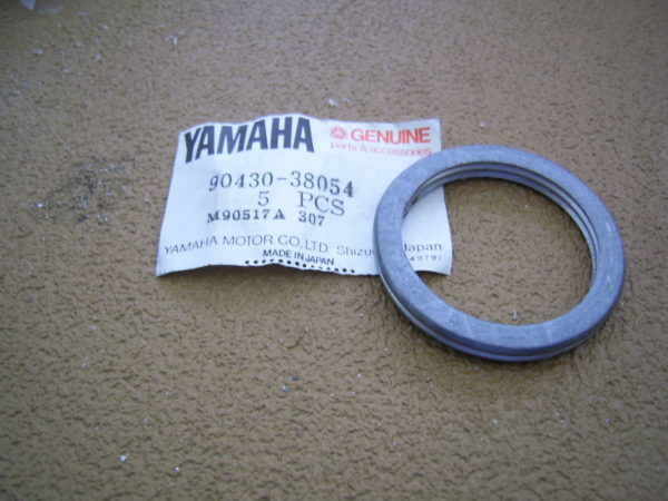 Yamaha-Gasket-exhaust-pipe-90430-38054