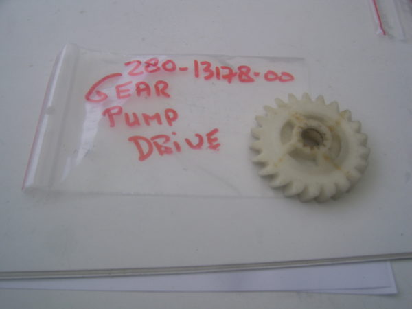 Yamaha-Gear-pump-drive-280-13178-00