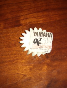 Yamaha-Gear-pump-drive-oil-pump-4L0-13178-00