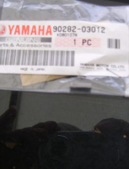 Yamaha-Key-straight-90282-03012