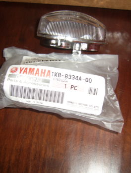 Yamaha-Lens-Comp-1KB-8334A-00