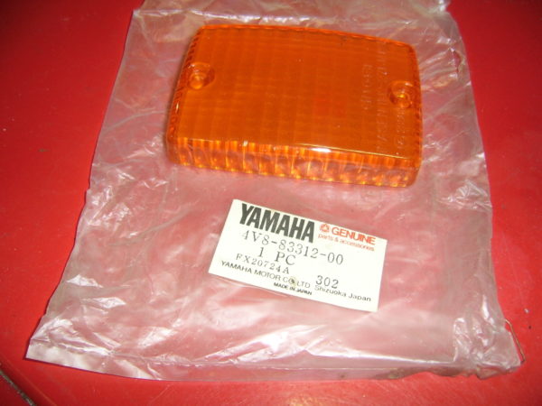 Yamaha-Lens-flasher-4V8-83312-00