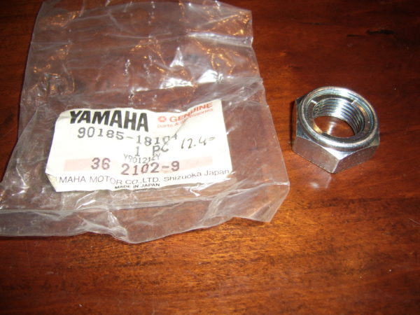 Yamaha-Nut-90185-18104