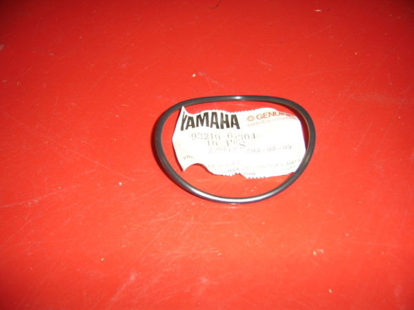 Yamaha-O-ring-head-cover-93210-62304