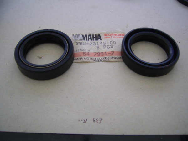 Yamaha-Oil-seal-38W-23145-00