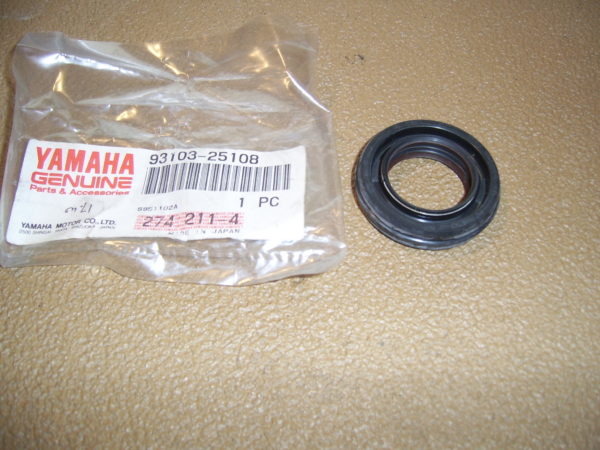 Yamaha-Oil-seal-93103-25108