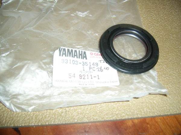Yamaha-Oil-seal-93103-35149
