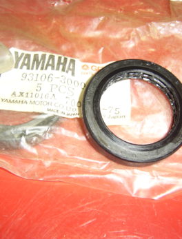 Yamaha-Oil-seal-93106-30004