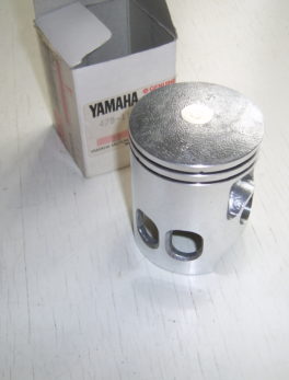 Yamaha-Piston-479-11637-03
