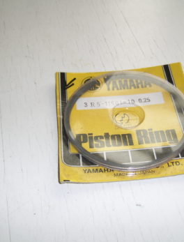 Yamaha-Piston-ringset-3R5-11601-10
