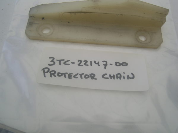Yamaha-Protector-chain-3TC-22147-00