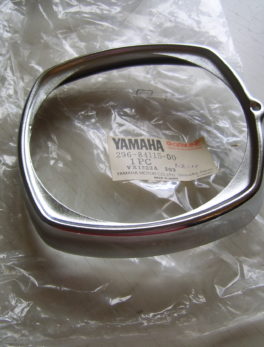 Yamaha-Rim-headlight-296-84115-00