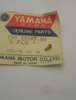 Yamaha-Rivet-round-240-28387-00-90260-02002-00