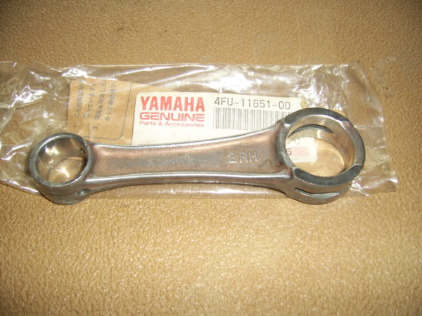 Yamaha-Rod-connecting-4FU-11651-00
