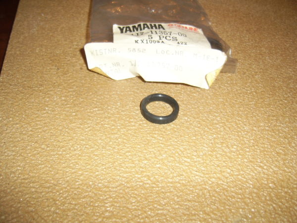 Yamaha-Seal-cylinderhead-1J7-11357-00
