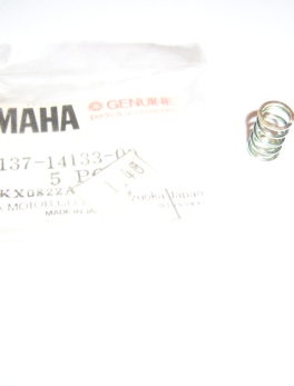 Yamaha-Spring-throttle-stop-137-14133-00