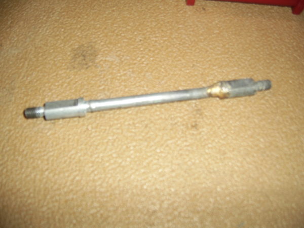 Yamaha-Srew-rod-240-14486-00-repaired