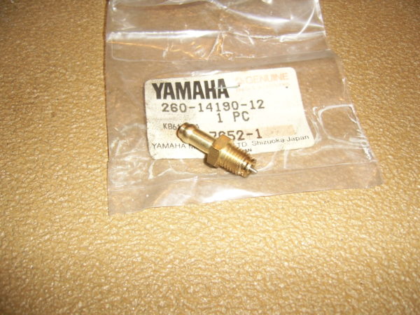 Yamaha-Valve-seat-ass-y-260-14190-12